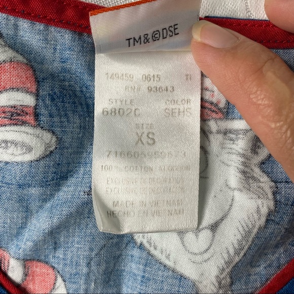 Dr. Seuss CAT IN THE HAT medical cotton scrub top size XS - Picture 5 of 15